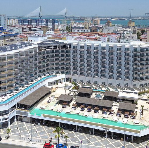hotel cadiz bahia